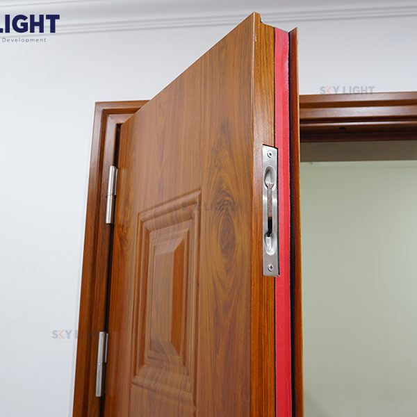 Cận cảnh cửa thép vân gỗ chống cháy 2 cánh Sky Light