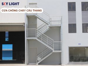 Cửa chống cháy cầu thang Sky Light