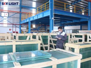 Quy trình sản xuất cửa kính chống cháy tại Sky Light