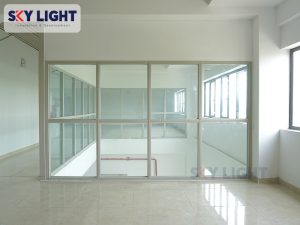 Ưu nhược điểm vách kính chống cháy