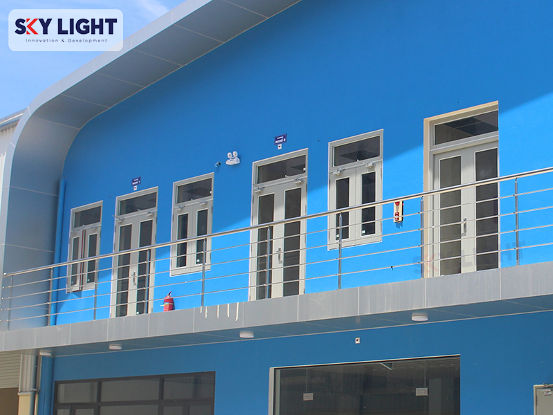 Cửa kính ngăn cháy Sky Light được ứng dụng nhiều trong các công trình xây dựng