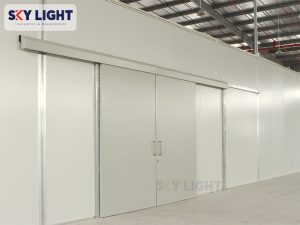 Cửa thép cánh treo mở trượt Sky Light