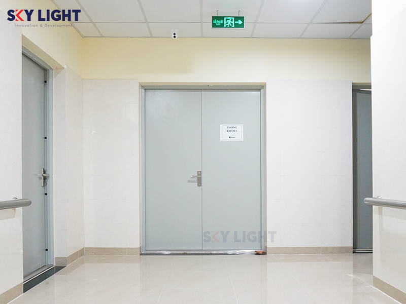 Cửa thép chống cháy Sky Light