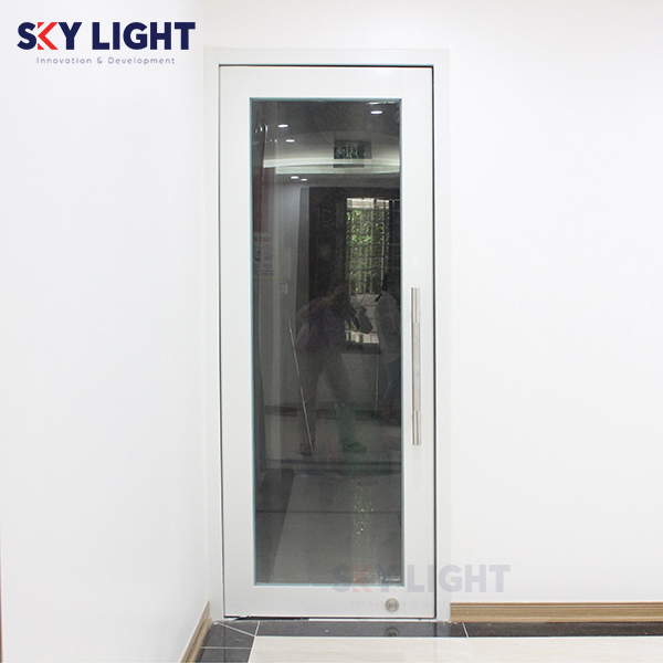 cửa kính chống cháy