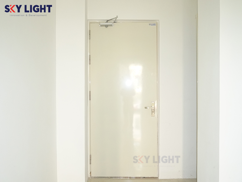 cửa thép chống cháy và cửa thép công nghiệp mùa nồm