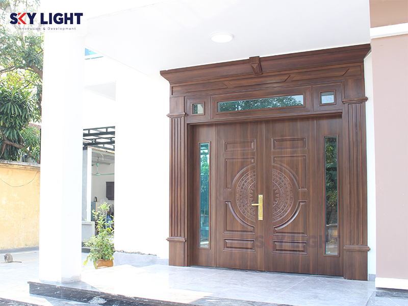 cửa thép vân gỗ sky light có mấy loại