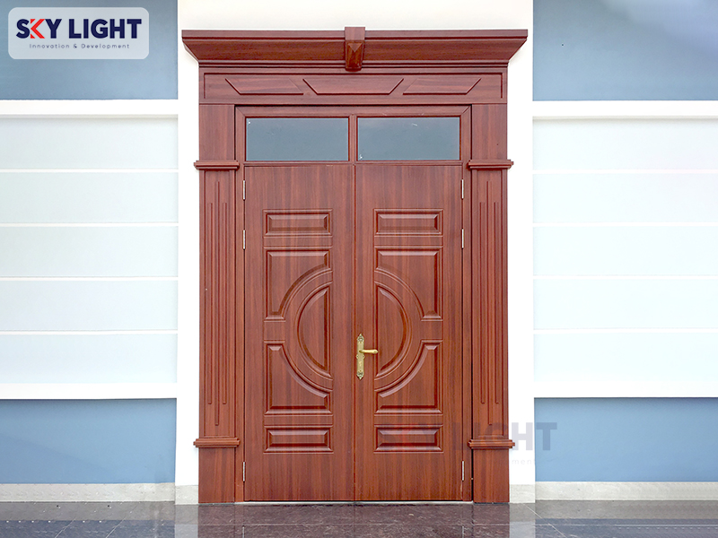 cửa thép vân gỗ phào đại hội sky light