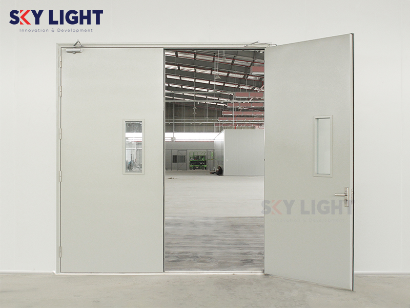 Cửa thép công nghiệp tại Sky Light