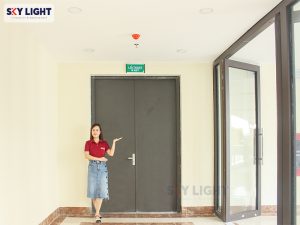 sky light tư vấn chọn cửa chống cháy phù hợp cho công trình