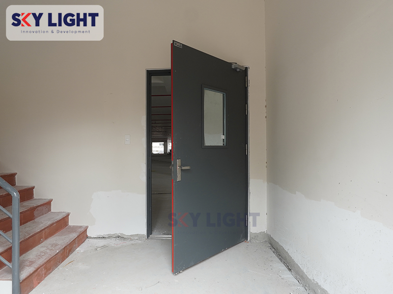 cửa chống cháy sky light tại nhà máy sản xuất home decor caixing bình dương