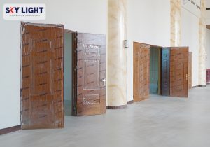 lý do nên lắp đặt cửa thép vân gỗ cho công trình
