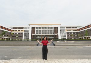 cửa chống cháy sky light tại trường Tiểu học - THCS Trần Quốc Toản